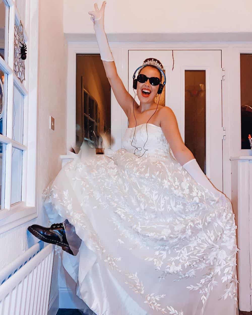 a woman dressed as mia from princess diaries