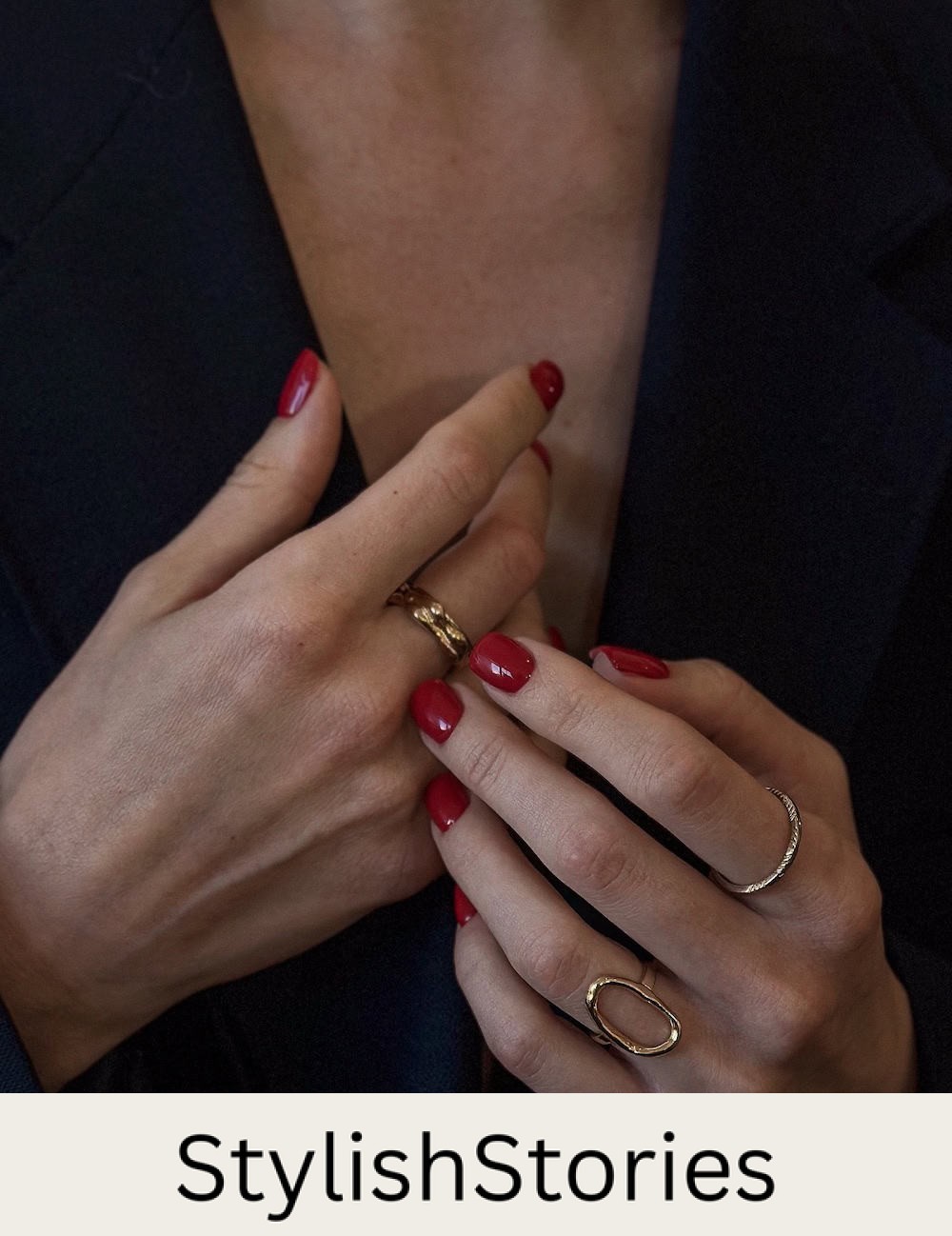 short red nails