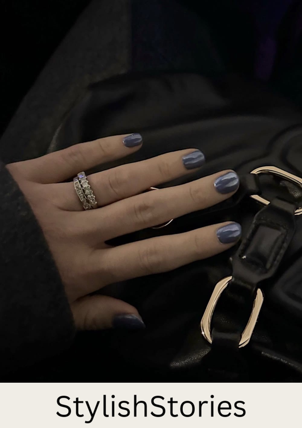 short blue nails with chrome topcoat