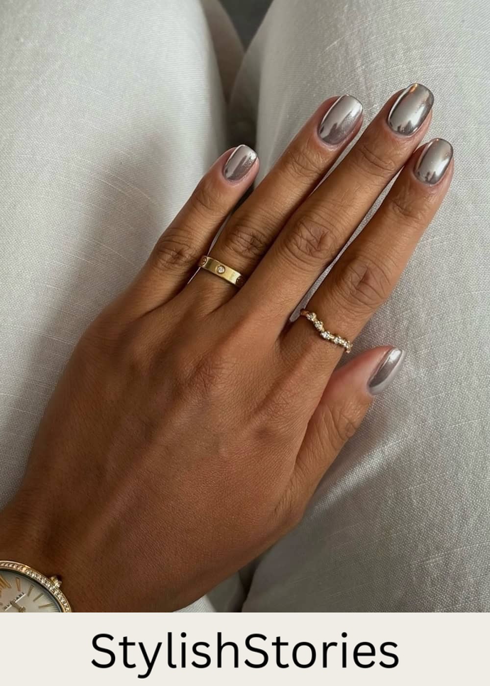 short silver chrome nails