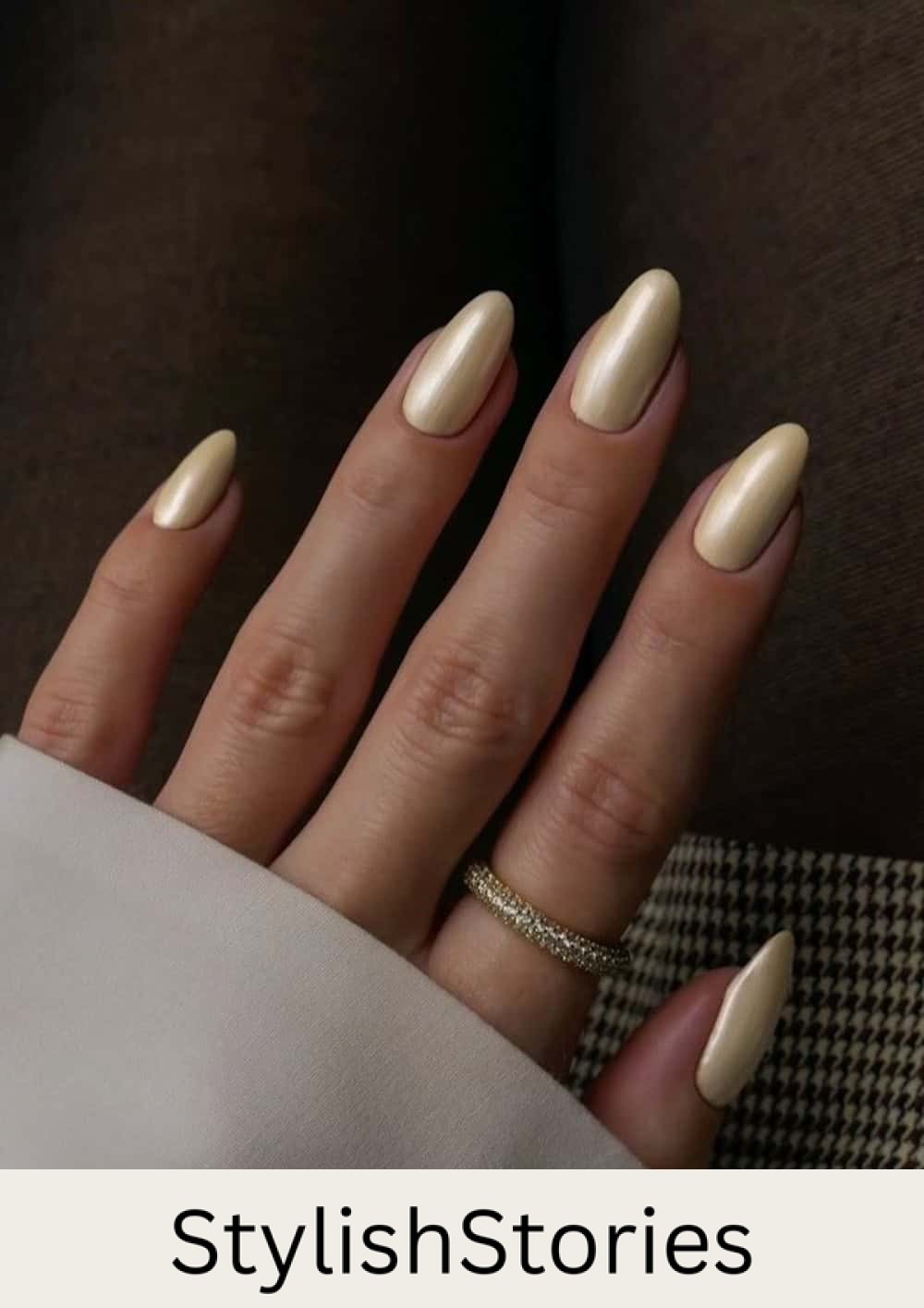 long chrome yellow almond nails